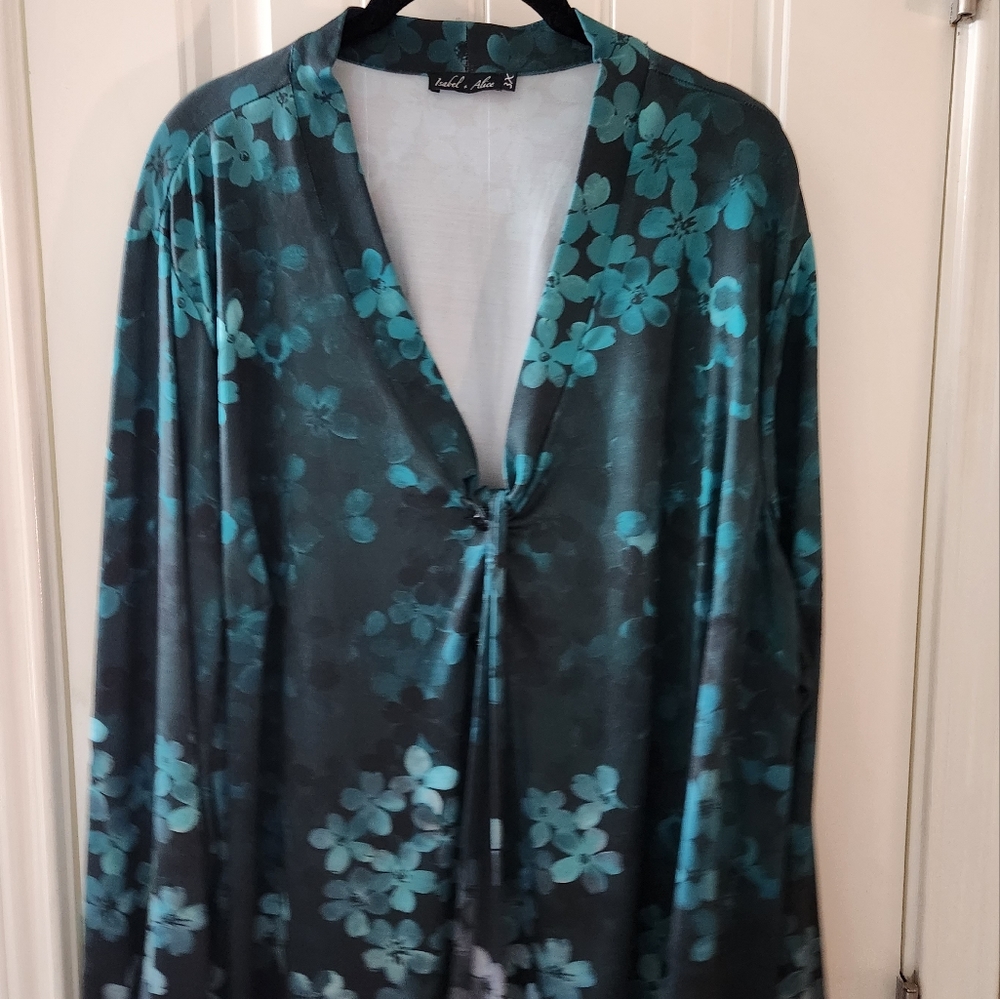 Isabel & Alice Green Floral Blouse